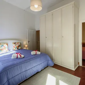 Apartment Santa Maria Novella Classic By Mmega, Florence
